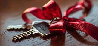 Налог при дарении квартиры: кто, сколько и когда должен платить