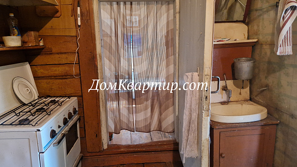 Дом с земельным участком на ул. Ленинградская в г. Торопец №974