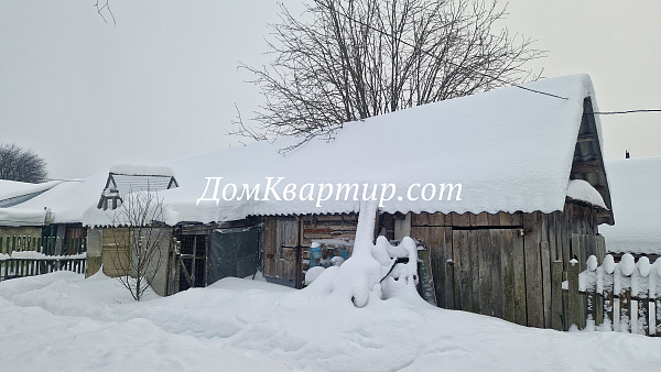 Трёхкомнатная частично благоустроенная квартира на ул. Гражданская г. Торопец №931