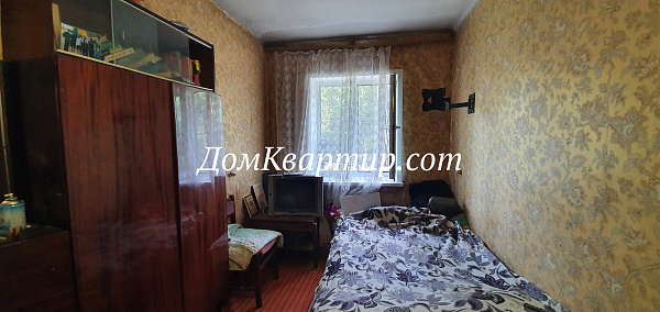 3-х-комнатная частично благоустроенная квартира на ул. Октябрьская, д. 52 №911 