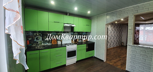 Объект-3-х-комнатная частично благоустроенная квартира на ул. Почтовая, г. Торопец №930