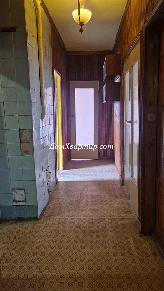 3-х-комнатная благоустроенная квартира в Торопце, пер. Холмский №899