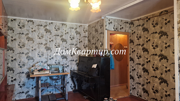 Объект-2-х-комнатная частично благоустроенная квартира на ул. Богдановича, д. 19А в г. Торопец № 941