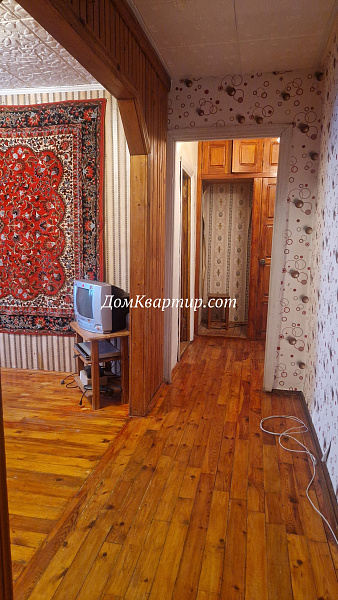 3-х-комнатная благоустроенная квартира, пгт Старая Торопа, ул. Комсомольская, д. 13 №924