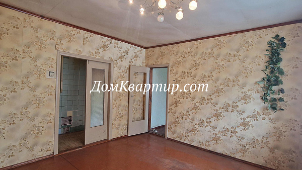 3-х-комнатная благоустроенная квартира в Торопце, пер. Холмский №899