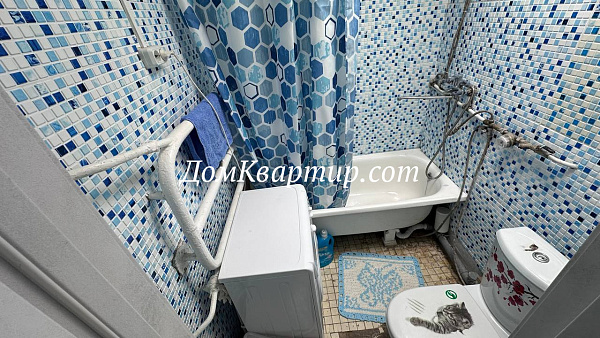 Однокомнатная благоустроенная квартира на пл. 1-ого Мая, г. Торопец №932