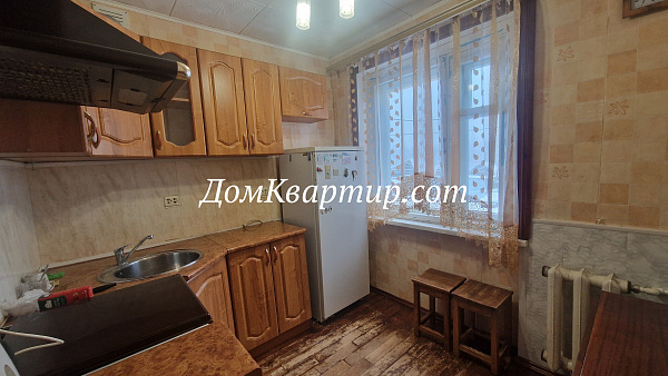 3-х-комнатная благоустроенная квартира, пгт Старая Торопа, ул. Комсомольская, д. 13 №924