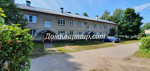 3-х-комнатная частично благоустроенная квартира на ул. Октябрьская, д. 52 №911 