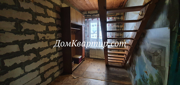 3-х-комнатная частично благоустроенная квартира на ул. Почтовая, г. Торопец №930