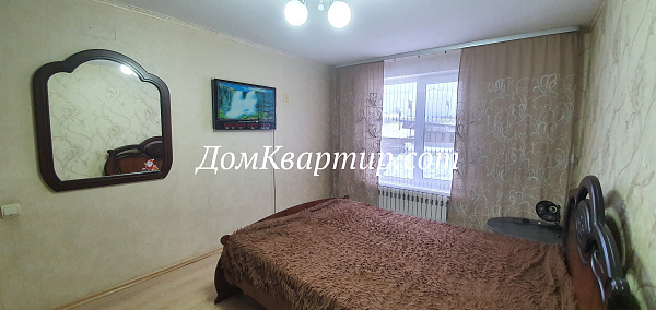 3-х-комнатная частично благоустроенная квартира на ул. Почтовая, г. Торопец №930