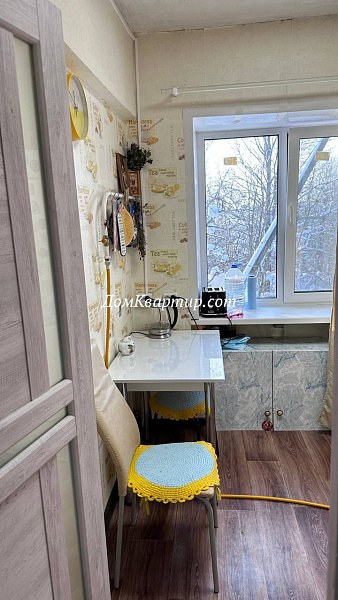 Однокомнатная благоустроенная квартира на пл. 1-ого Мая, г. Торопец №932