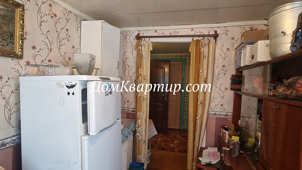 Трёхкомнатная частично благоустроенная квартира на ул. Гражданская г. Торопец №931